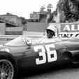 Phil Hill i Monaco med en Ferrari hajnos